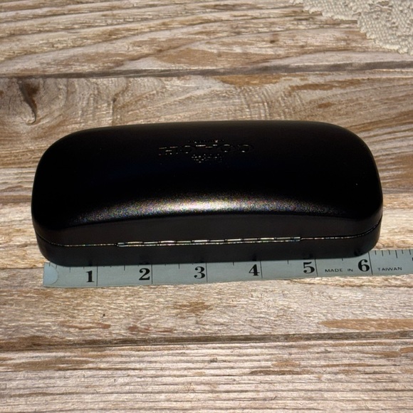 Coach New York Eyeglass Hard Clam Shell Case Black - Picture 8 of 10